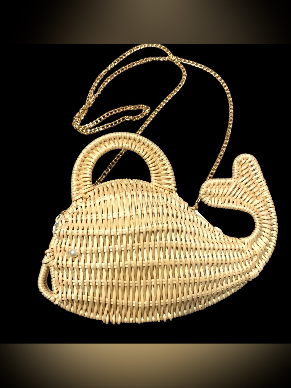 Tommy Bahama Whale Shaped Wicker Purse Bag Gold Tone Chain Strap Pearl Eye NWT